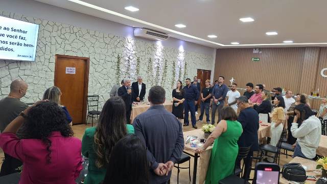 Empresário que teve braço e perna amputados em acidente concede testemunho na Adhonep em Ponta Porã Empresário que teve braço e perna amputados em acidente concede testemunho na Adhonep em Ponta Porã