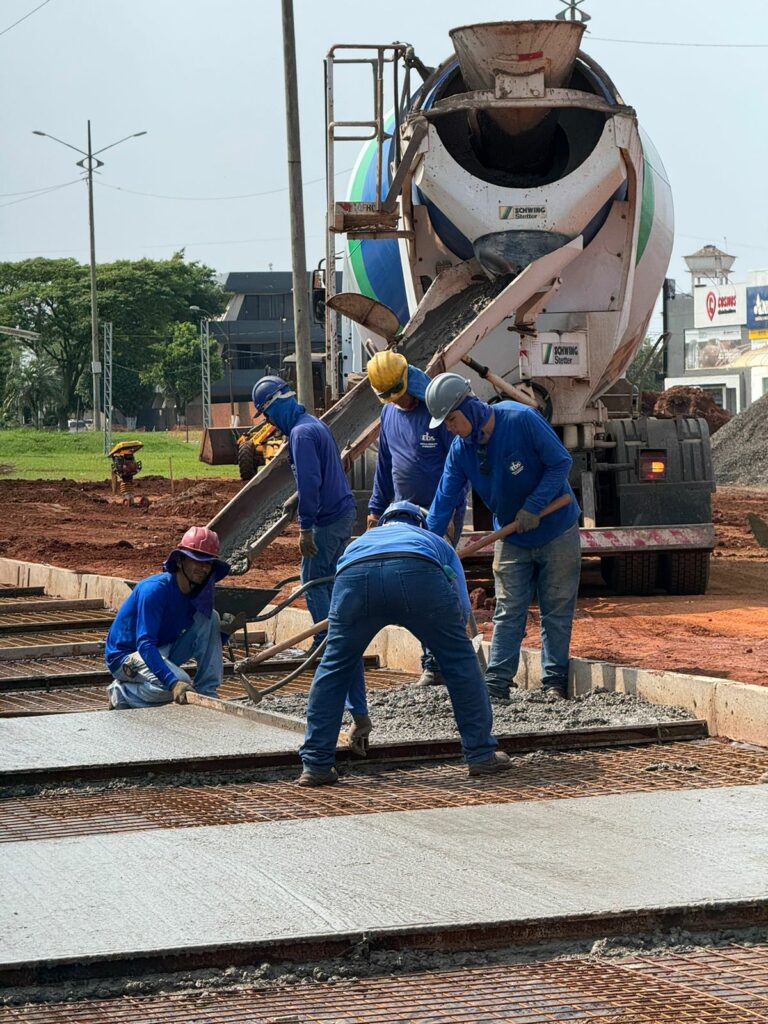 Ponta Porã: Obras de Revitalização da Linha Internacional estão em ritmo acelerado Ponta Porã: Obras de Revitalização da Linha Internacional estão em ritmo acelerado