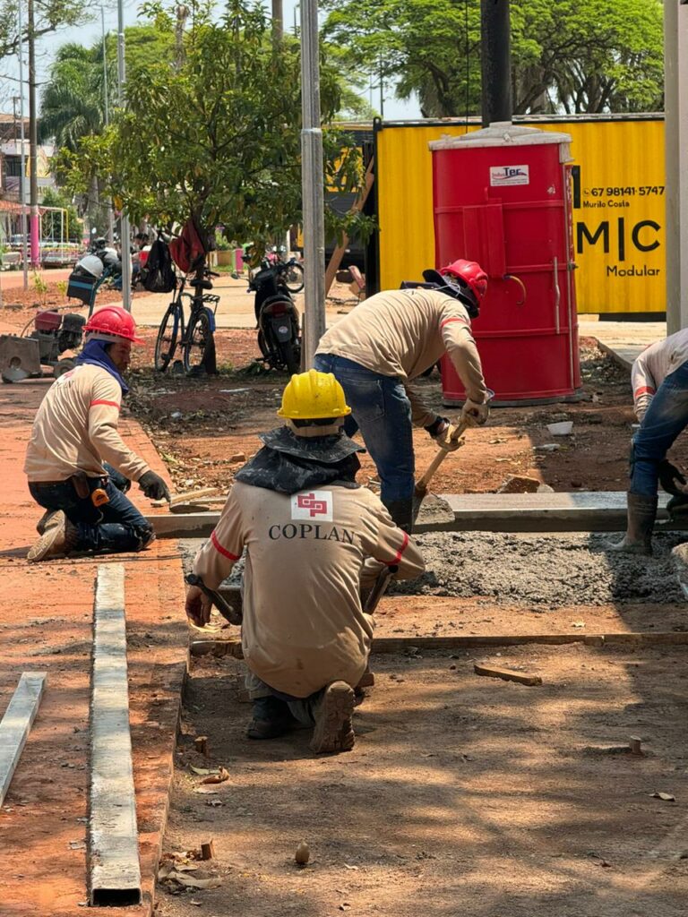Ponta Porã: Obras de Revitalização da Linha Internacional estão em ritmo acelerado Ponta Porã: Obras de Revitalização da Linha Internacional estão em ritmo acelerado