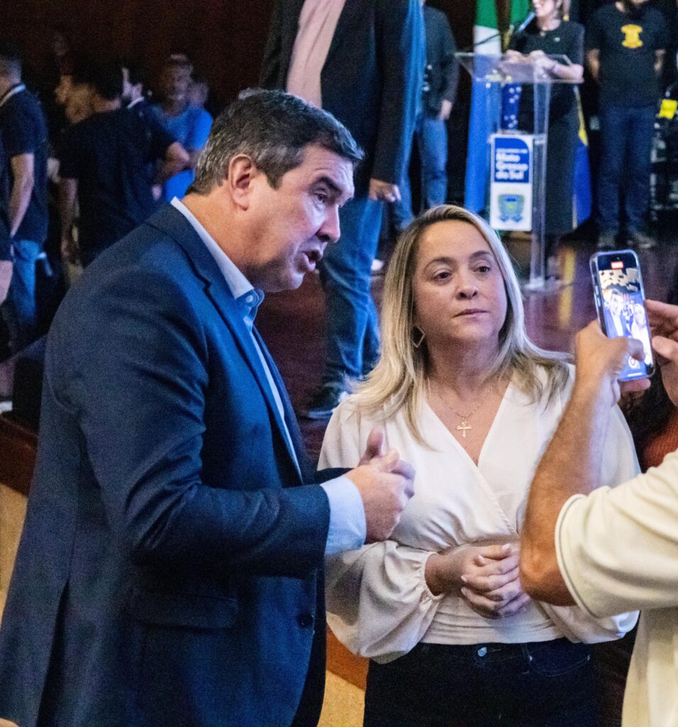 Governo atende pedido de Lia Nogueira e abre licitação para recuperação da MS-276 Governo atende pedido de Lia Nogueira e abre licitação para recuperação da MS-276