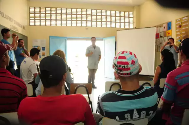 Em 10 anos, cai pela metade número de adolescentes com restrição de liberdade Em 10 anos, cai pela metade número de adolescentes com restrição de liberdade