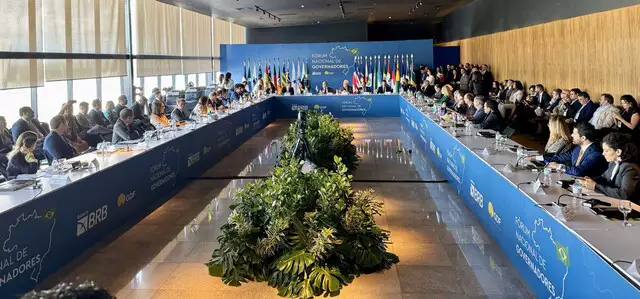 Riedel e governadores discutem segurança, assistência social e reformas Riedel e governadores discutem segurança, assistência social e reformas