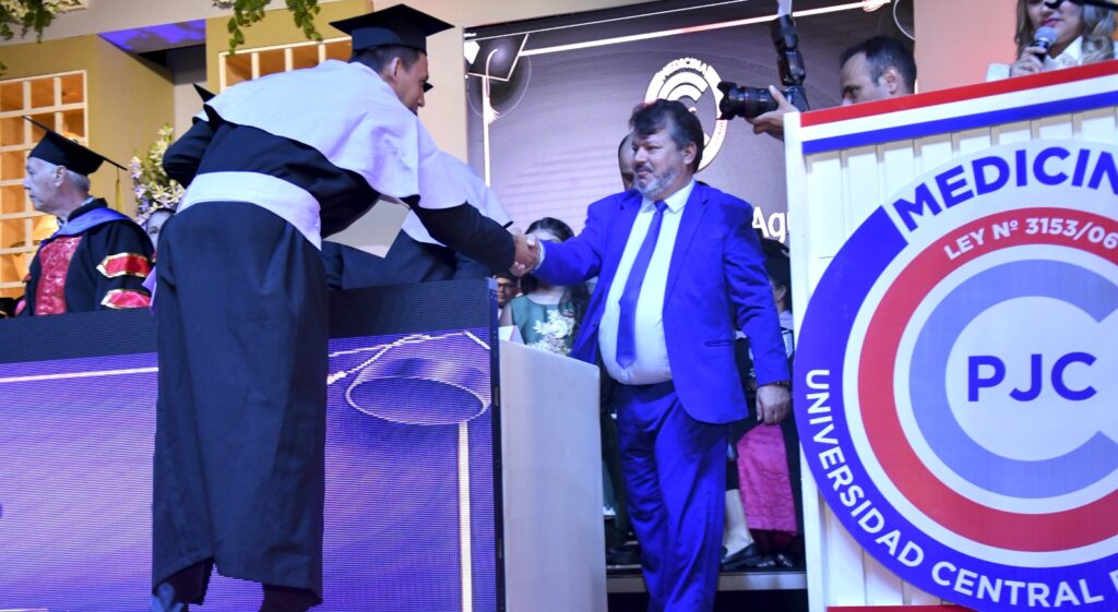 Paraguai tem o maior número de revalidados 2024 dentre os cursos de medicina na América do Sul Paraguai tem o maior número de revalidados 2024 dentre os cursos de medicina na América do Sul