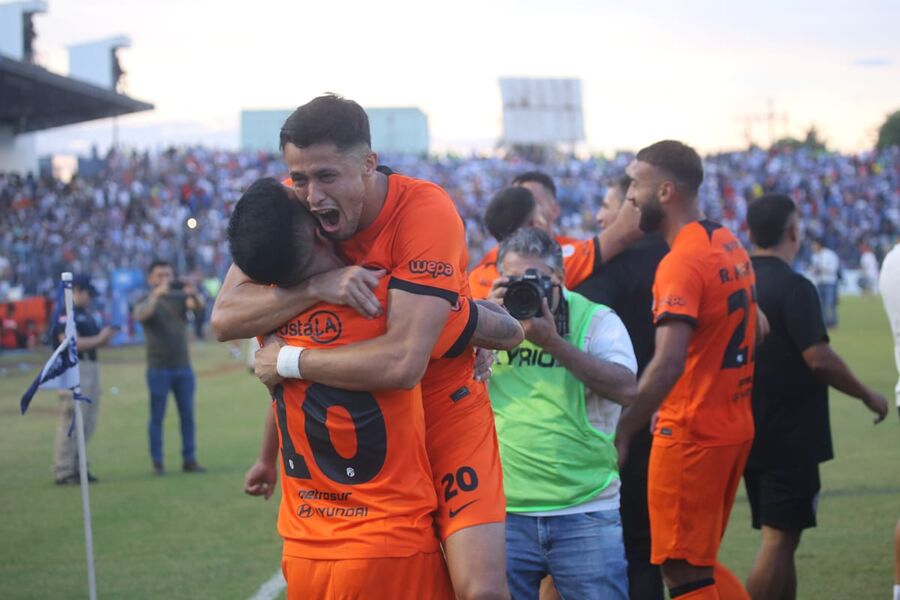 Olímpia é campeão na fronteira e time de Pedro Juan conquista vaga na Sul-americana Olímpia é campeão na fronteira e time de Pedro Juan conquista vaga na Sul-americana