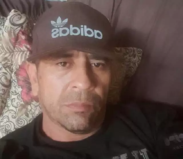 Preso em ferragens de veículo, motorista morre ao bater em caminhonete Preso em ferragens de veículo, motorista morre ao bater em caminhonete
