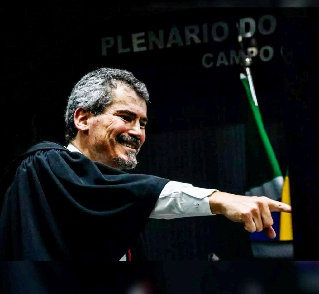 Confira os aniversariantes desse dia 20/12/24, por Dora Nunes Confira os aniversariantes desse dia 20/12/24, por Dora Nunes