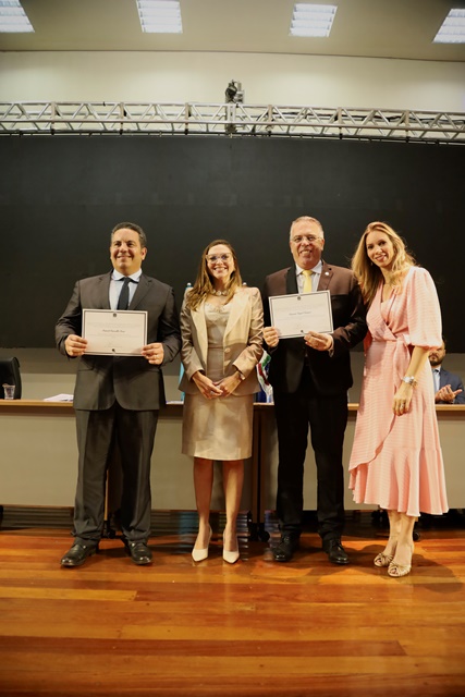 Ponta Porã: Eduardo Campos, Patrick Derzi e Vereadores eleitos são diplomados pela Justiça Eleitoral Ponta Porã: Eduardo Campos, Patrick Derzi e Vereadores eleitos são diplomados pela Justiça Eleitoral