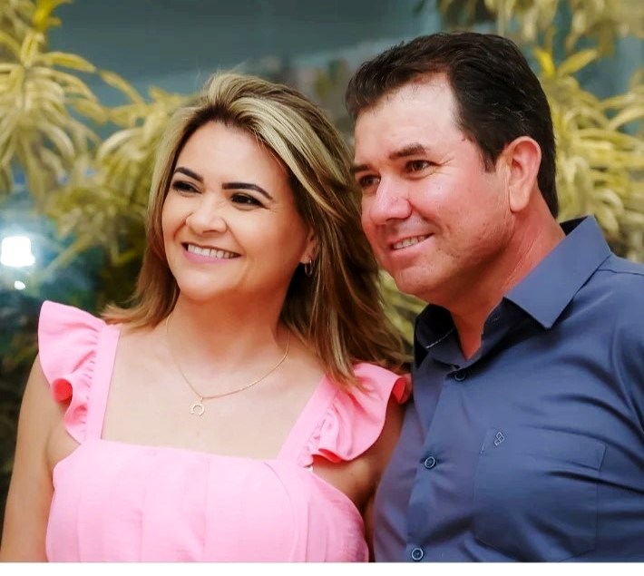 Saiba quem faz aniversário hoje, dia 18/12/24, por Dora Nunes Saiba quem faz aniversário hoje, dia 18/12/24, por Dora Nunes