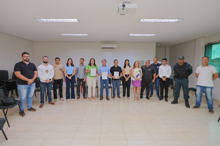 Em Caarapó, Coronel David intensifica compromisso com segurança pública e apoio aos caminhoneiros Em Caarapó, Coronel David intensifica compromisso com segurança pública e apoio aos caminhoneiros