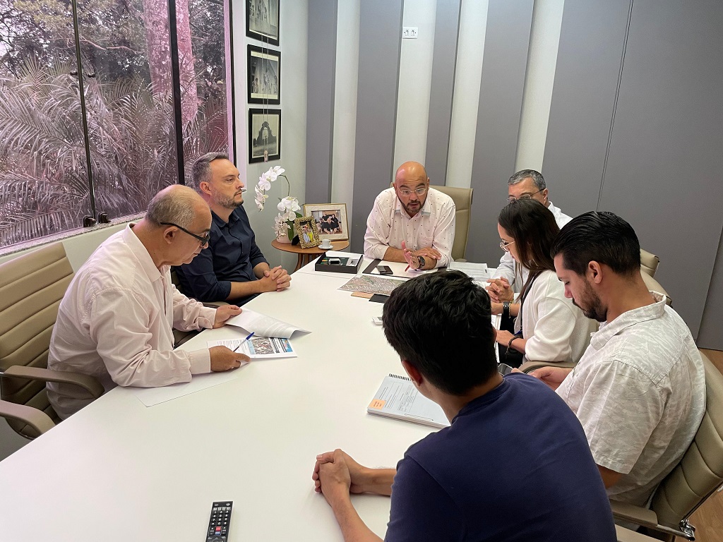 Ponta Porã: Agnaldo Miudinho reúne engenheiros para alinhavar cronograma de obras Ponta Porã: Agnaldo Miudinho reúne engenheiros para alinhavar cronograma de obras