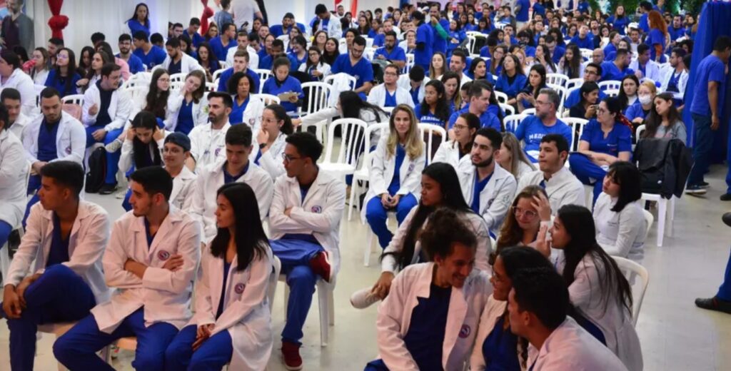 UCP-PJC Solidário arrecada alimentos e atende famílias e entidades na fronteira UCP-PJC Solidário arrecada alimentos e atende famílias e entidades na fronteira
