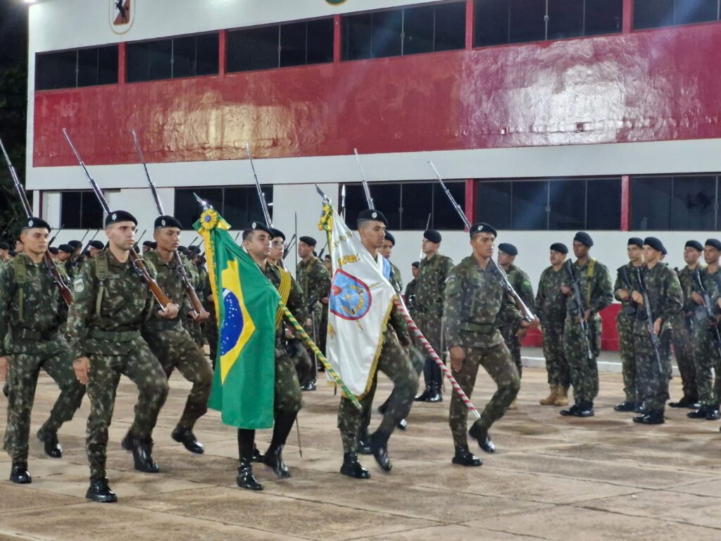 17º RC Mec teve troca de comando nesta quarta-feira 17º RC Mec teve troca de comando nesta quarta-feira
