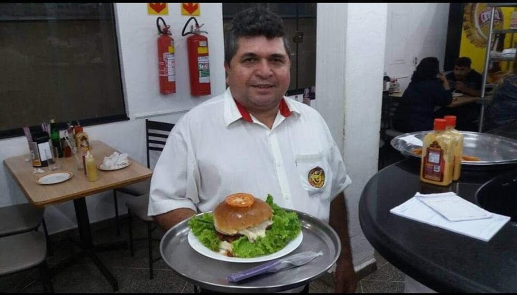 Nota de falecimento: Lino/Maradona Nota de falecimento: Lino/Maradona