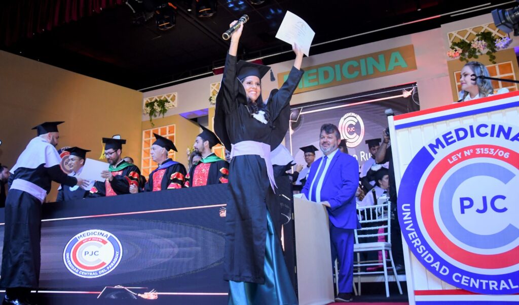 UCP-PJC tem o 2º maior número de graduados em Medicina da América Latina UCP-PJC tem o 2º maior número de graduados em Medicina da América Latina