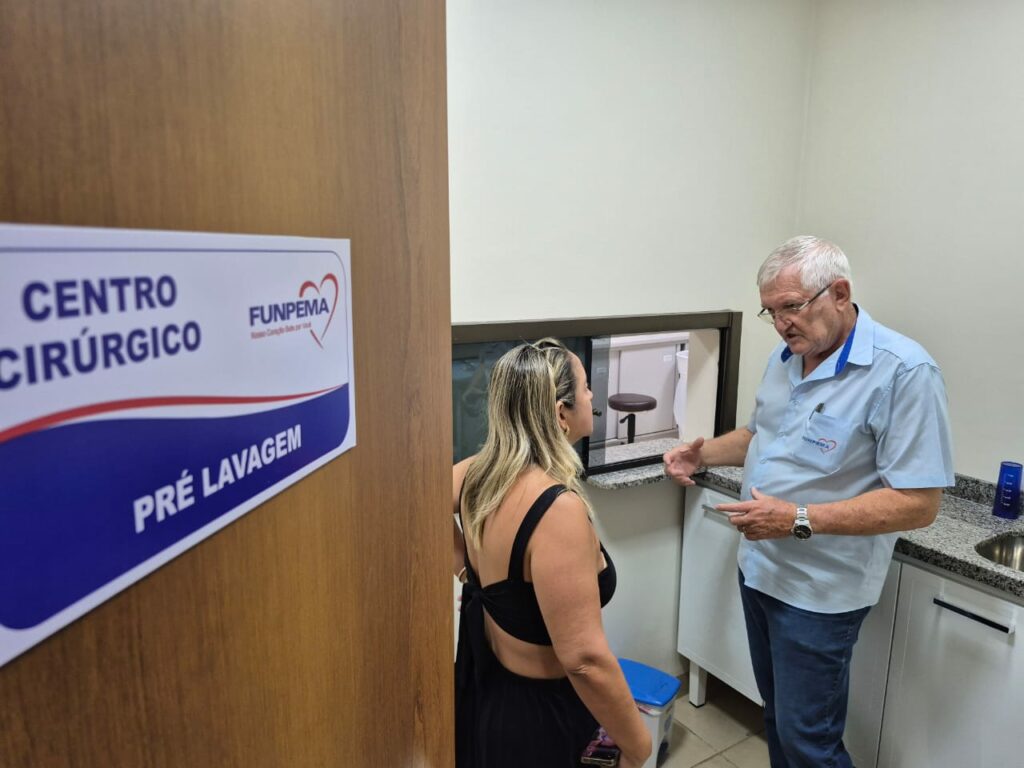 Lia Nogueira entrega R$150 mil à Funpema para reforço no atendimento a pacientes do SUS Lia Nogueira entrega R$150 mil à Funpema para reforço no atendimento a pacientes do SUS