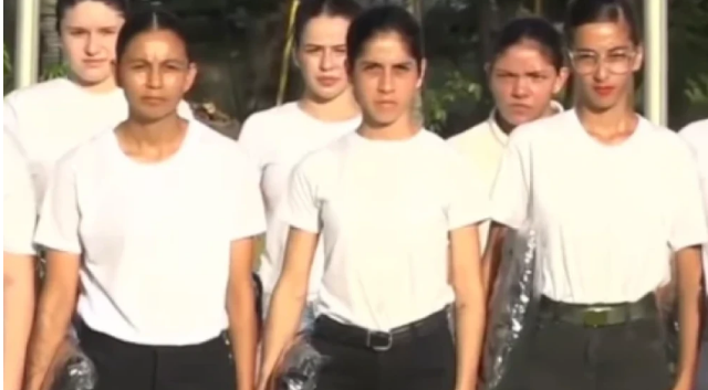 Fuerza femenina en milicia: “Apenas se nos abren las oportunidades sobre la base de la igualdad, las tomamos” Fuerza femenina en milicia: “Apenas se nos abren las oportunidades sobre la base de la igualdad, las tomamos”