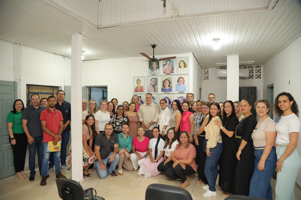 Ponta Porã: Eduardo Campos alinha ações com Educação para início do ano letivo na Rede Municipal Ponta Porã: Eduardo Campos alinha ações com Educação para início do ano letivo na Rede Municipal