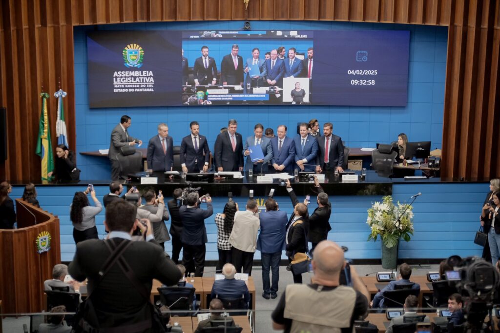 Lia Nogueira reforça compromisso com a inclusão e defesa da mulher na abertura dos trabalhos legislativos de 2025 Lia Nogueira reforça compromisso com a inclusão e defesa da mulher na abertura dos trabalhos legislativos de 2025