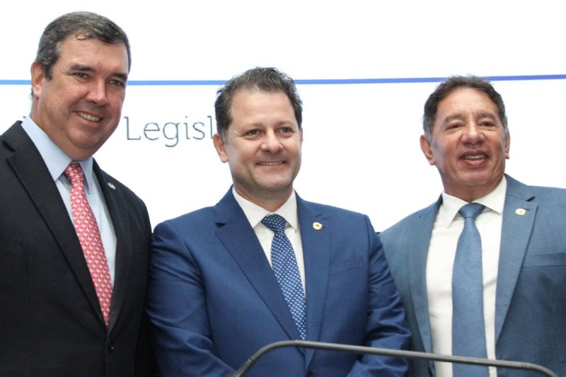 ALEMS: Solenidade de abertura é prestigiada por diversos segmentos da sociedade ALEMS: Solenidade de abertura é prestigiada por diversos segmentos da sociedade
