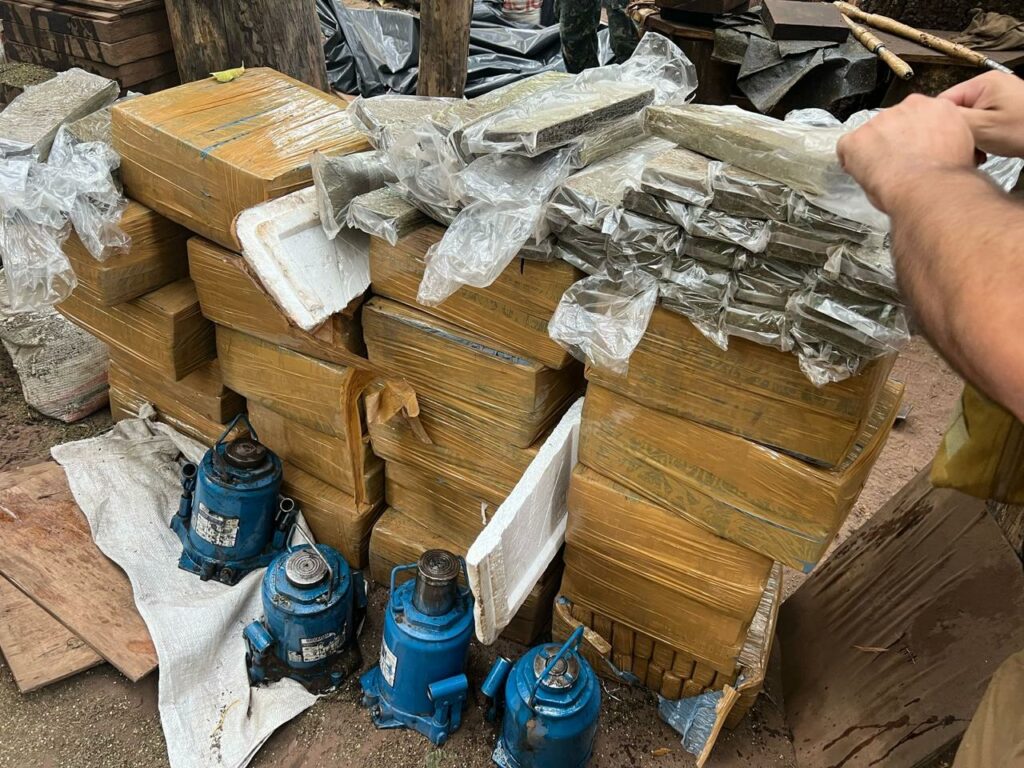 Em Pedro Juan Caballero, operação bem-sucedida desmantela infraestrutura do narcotráfico em Cerro Guasú Em Pedro Juan Caballero, operação bem-sucedida desmantela infraestrutura do narcotráfico em Cerro Guasú