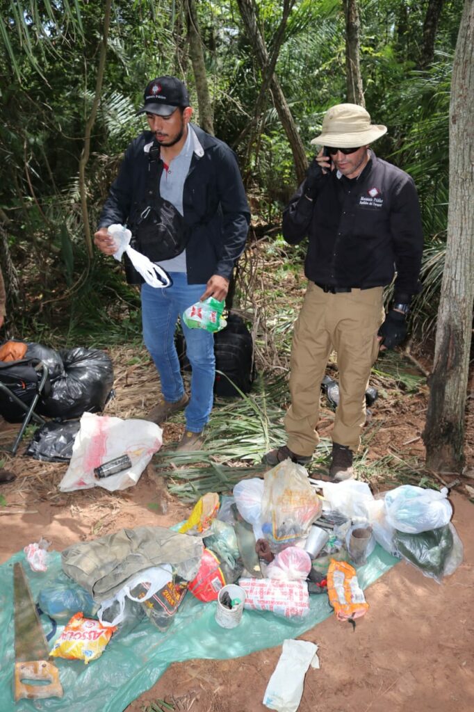 Operação Policial desmantela Rede de Sequestro: Armas, explosivos e documentos apreendidos em Concepción no Paraguai Operação Policial desmantela Rede de Sequestro: Armas, explosivos e documentos apreendidos em Concepción no Paraguai