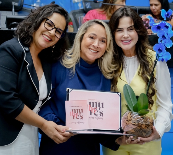 Troféu Celina Jallad: Lia Nogueira reconhece coragem das mães atípicas