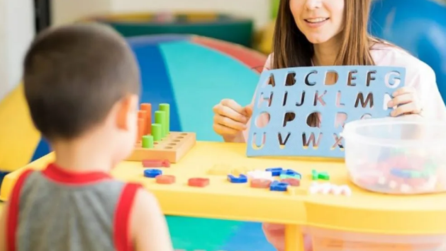 La fonoaudiología en la infancia: detección temprana, avances y desafíos La fonoaudiología en la infancia: detección temprana, avances y desafíos