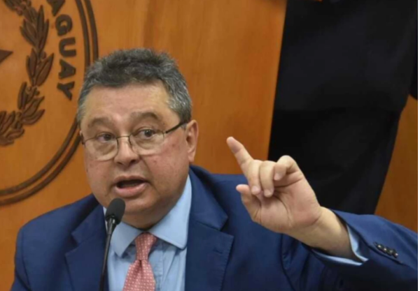 Peña enfrenta críticas de figuras del cartismo y se debilita respaldo Peña enfrenta críticas de figuras del cartismo y se debilita respaldo