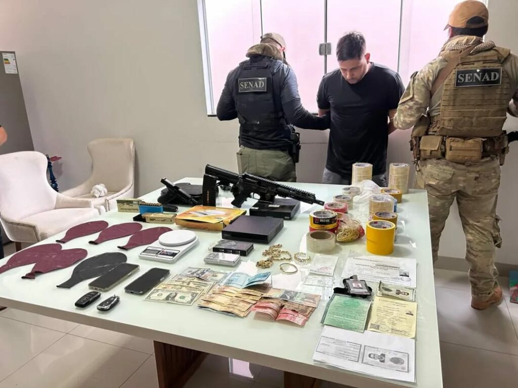 Em Pedro Juan Caballero, brasileiro é preso com documentos falsos e ligação ao narcotráfico Em Pedro Juan Caballero, brasileiro é preso com documentos falsos e ligação ao narcotráfico