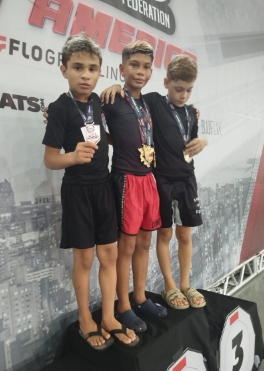 Irmãos Santos conquistam medalhas no Sul do país Irmãos Santos conquistam medalhas no Sul do país