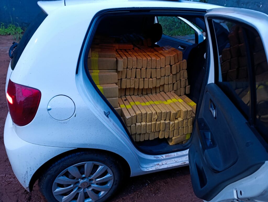PM apreende mais de duas toneladas de maconha em Operação Caminhos Seguros no Distrito de Nova Itamarati PM apreende mais de duas toneladas de maconha em Operação Caminhos Seguros no Distrito de Nova Itamarati