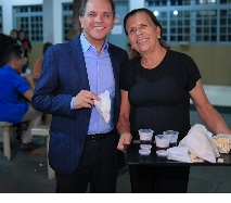 Coronel David destina recurso para aquisição de van que atenderá projeto de recuperação de dependentes químicos em Três Lagoas Coronel David destina recurso para aquisição de van que atenderá projeto de recuperação de dependentes químicos em Três Lagoas