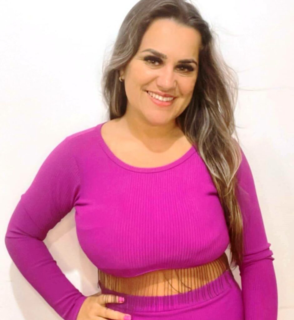 Saiba quem faz aniversário hoje, dia 04/05/25, por Dora Nunes Saiba quem faz aniversário hoje, dia 04/05/25, por Dora Nunes