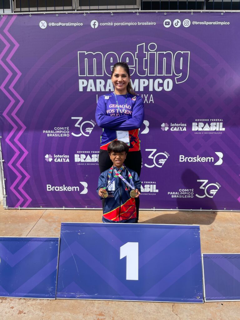 Atletas de Ponta Porã faturam 8 medalhas de ouro e 1 de prata no Meeting Paralímpico Atletas de Ponta Porã faturam 8 medalhas de ouro e 1 de prata no Meeting Paralímpico