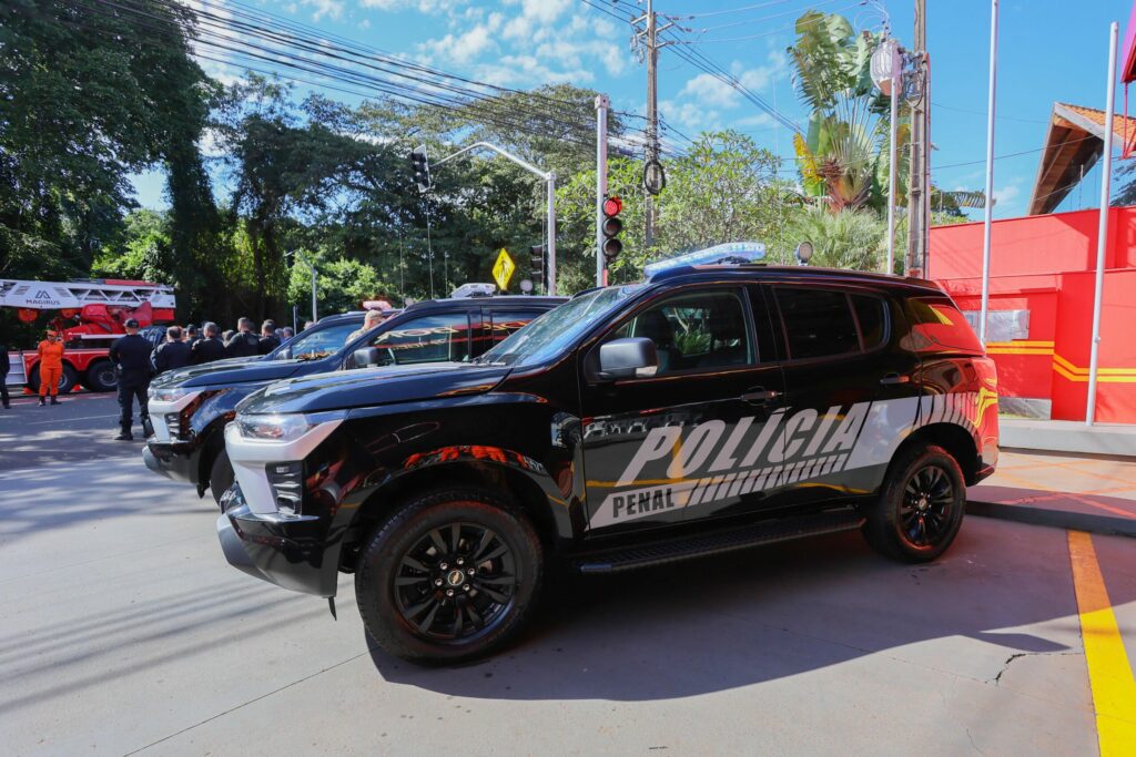 Para Coronel David, novos equipamentos reiteram preocupação do governo no combate a incêndios e valorização dos profissionais da segurança Para Coronel David, novos equipamentos reiteram preocupação do governo no combate a incêndios e valorização dos profissionais da segurança