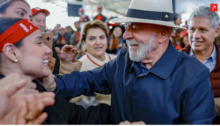 Pesquisa: Desaprovação de Lula aumenta e chega a 53,7%, diz Atlas Pesquisa: Desaprovação de Lula aumenta e chega a 53,7%, diz Atlas