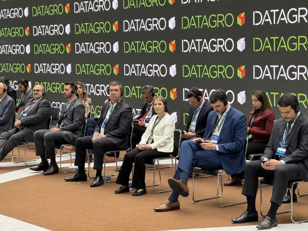 Riedel participa de evento internacional voltado ao agronegócio Riedel participa de evento internacional voltado ao agronegócio