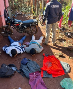 Polícia Nacional prende suspeitos e recupera celulares roubados em assalto a loja em Pedro Juan Caballero Polícia Nacional prende suspeitos e recupera celulares roubados em assalto a loja em Pedro Juan Caballero