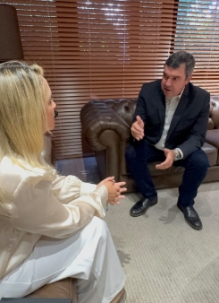 Após anos de espera, passarela na MS-156 será realidade em Dourados com empenho de Lia Nogueira Após anos de espera, passarela na MS-156 será realidade em Dourados com empenho de Lia Nogueira