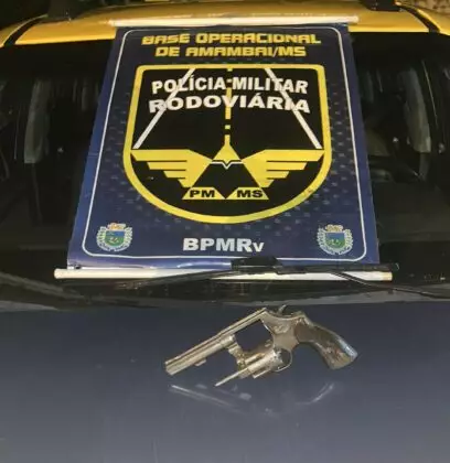 Homem foge da PMR após perseguição Homem foge da PMR após perseguição