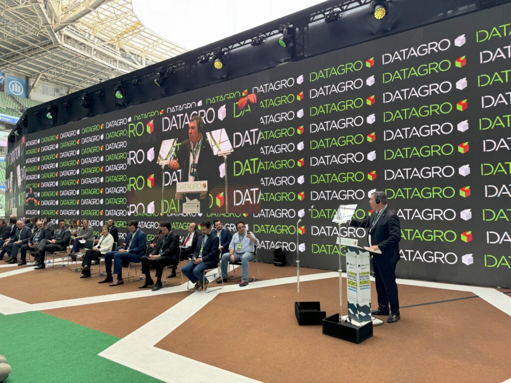 Riedel participa de evento internacional voltado ao agronegócio Riedel participa de evento internacional voltado ao agronegócio
