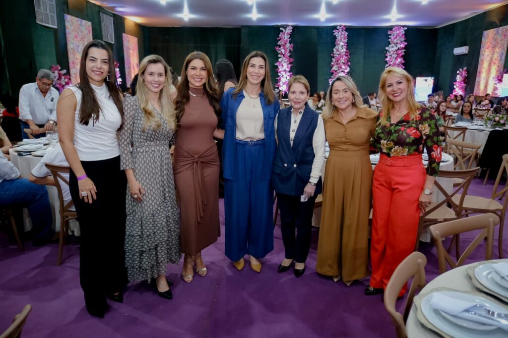 Lia Nogueira relata desafios femininos no cenário político Lia Nogueira relata desafios femininos no cenário político