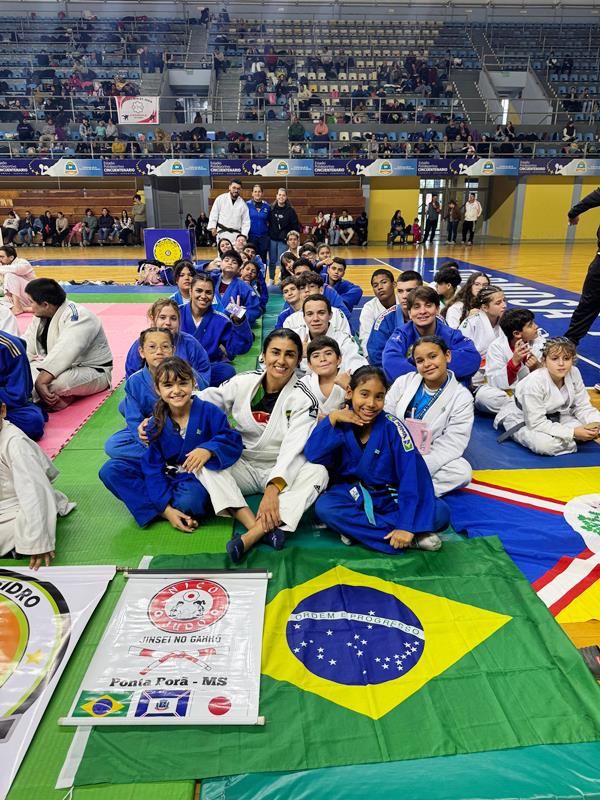 Atletas do Projeto Municipal de Judô de Ponta Porã participaram de torneio na Argentina Atletas do Projeto Municipal de Judô de Ponta Porã participaram de torneio na Argentina