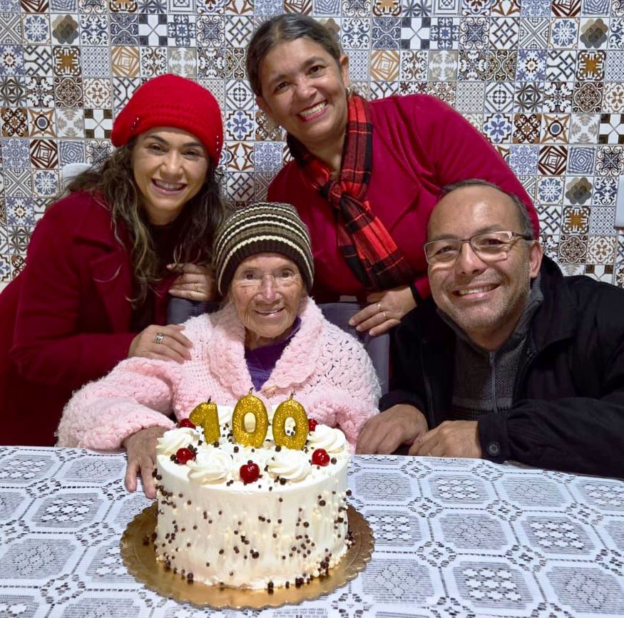 Guilhermina Nunes Siqueira, a Kulucha, completa 100 anos Guilhermina Nunes Siqueira, a Kulucha, completa 100 anos