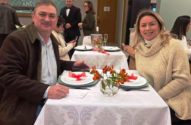 Ponta Porã: Jantar do Dia dos Namorados no Restaurante Cantinho do Paladar foi sucesso Ponta Porã: Jantar do Dia dos Namorados no Restaurante Cantinho do Paladar foi sucesso