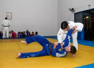 Category "Esportes" com ad especifico contratado