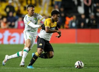 Category "Esportes" com ad especifico contratado