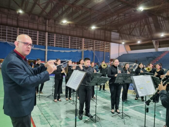 BANDA_ISAAC_BORGES_CAPILE