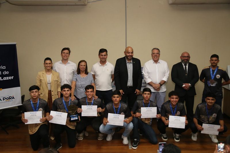 Atletas de Ponta Porã são homenageados por desempenho nos Jogos Escolares da Juventude
