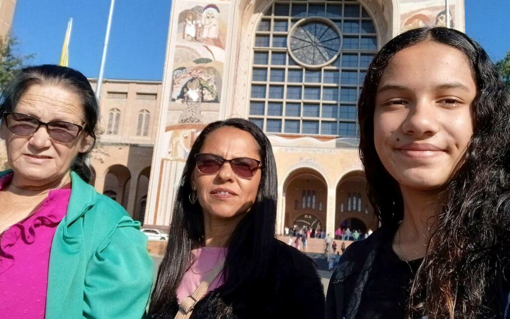 Confira os aniversariantes desse dia 20/07/25, por Dora Nunes Confira os aniversariantes desse dia 20/07/25, por Dora Nunes